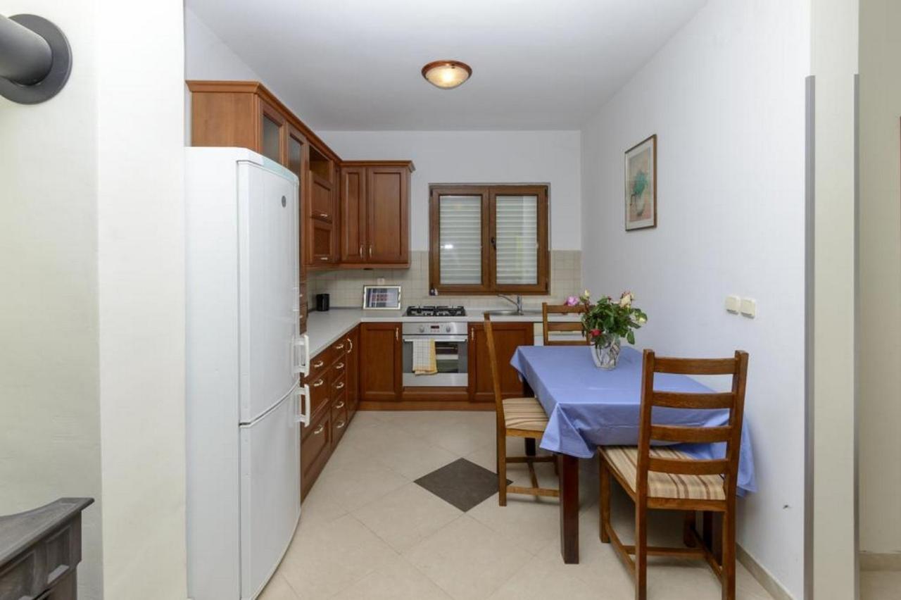 Apartment Petar Vitaljina Esterno foto