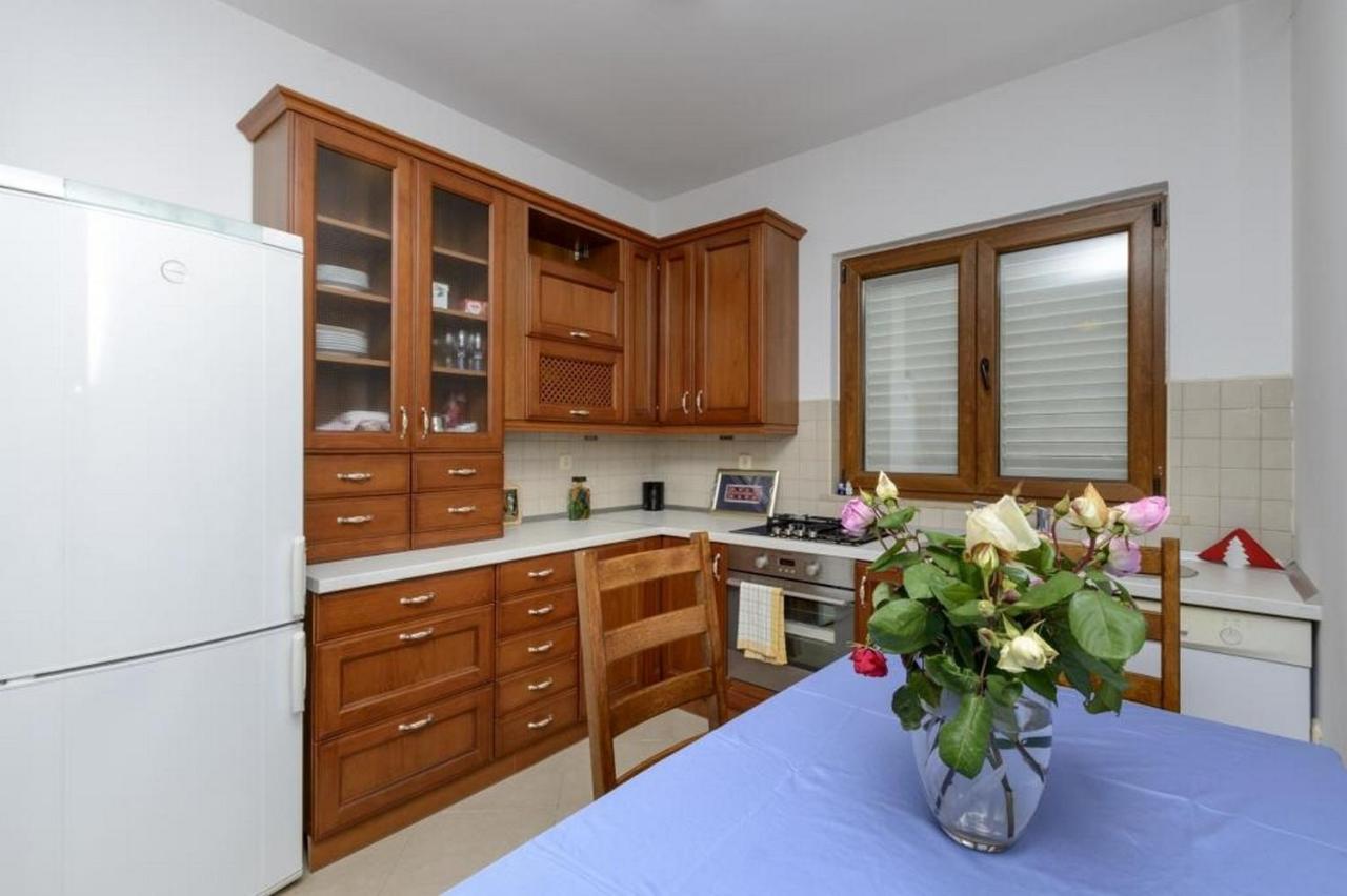 Apartment Petar Vitaljina Esterno foto