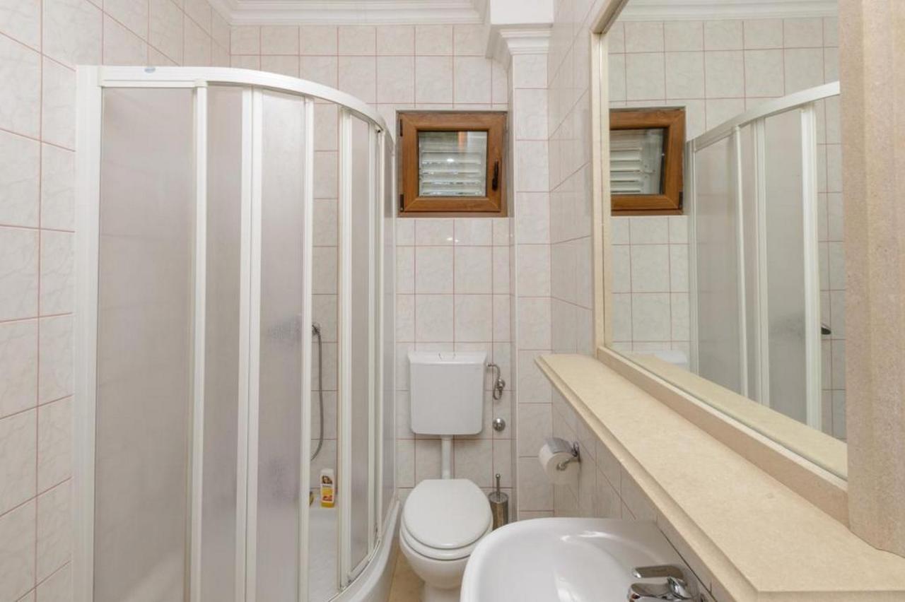 Apartment Petar Vitaljina Esterno foto